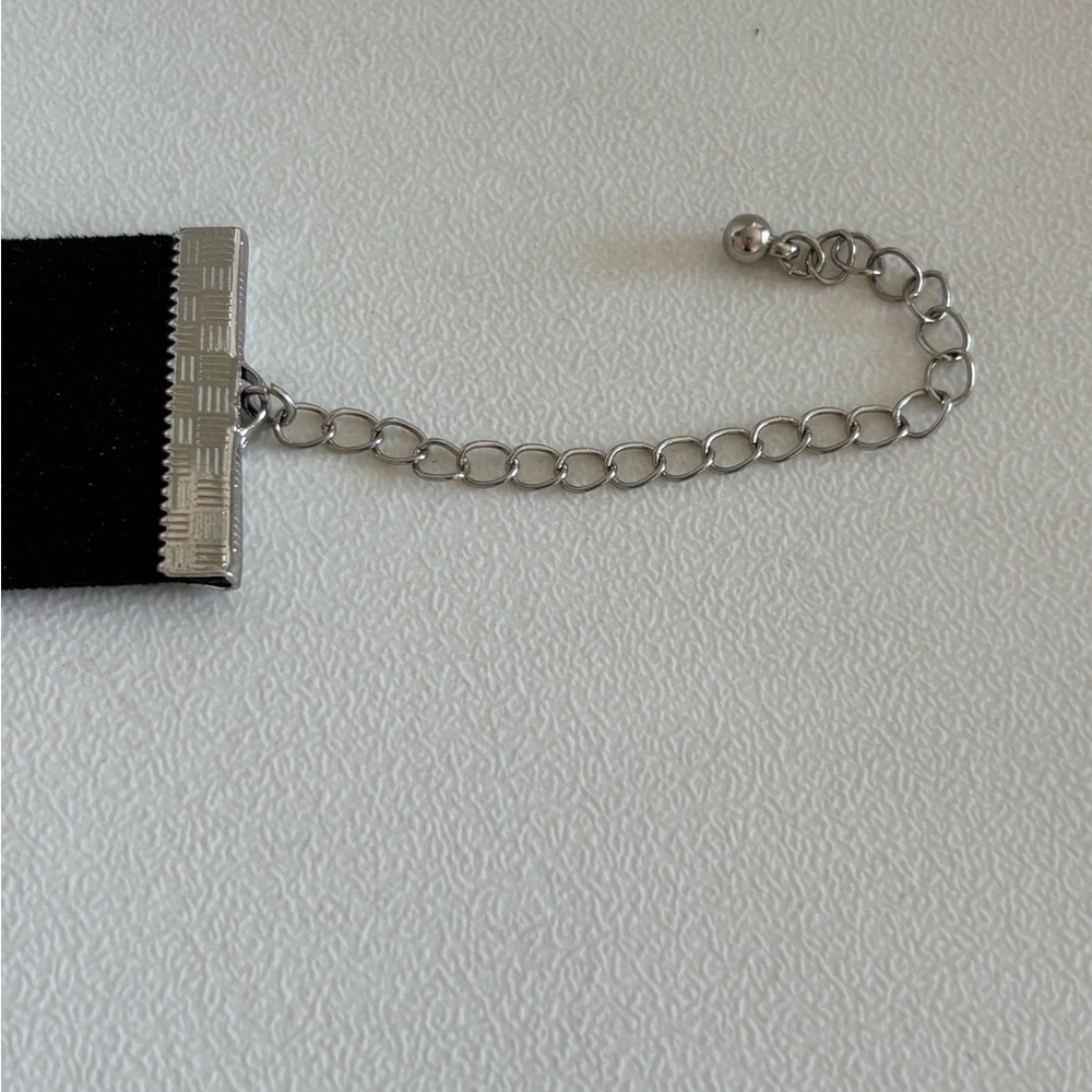 “Boooo” Chocker - Picture 3 of 3